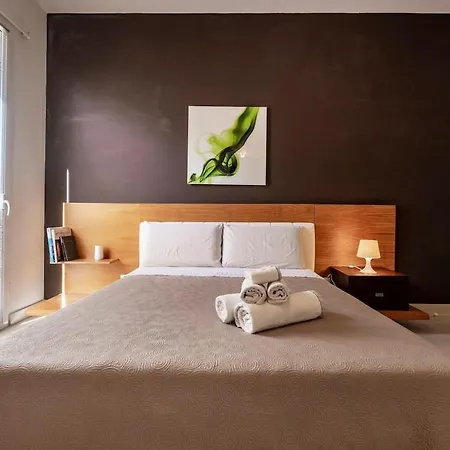 Apartment In Villa-giardino-50 M Dal Mare *